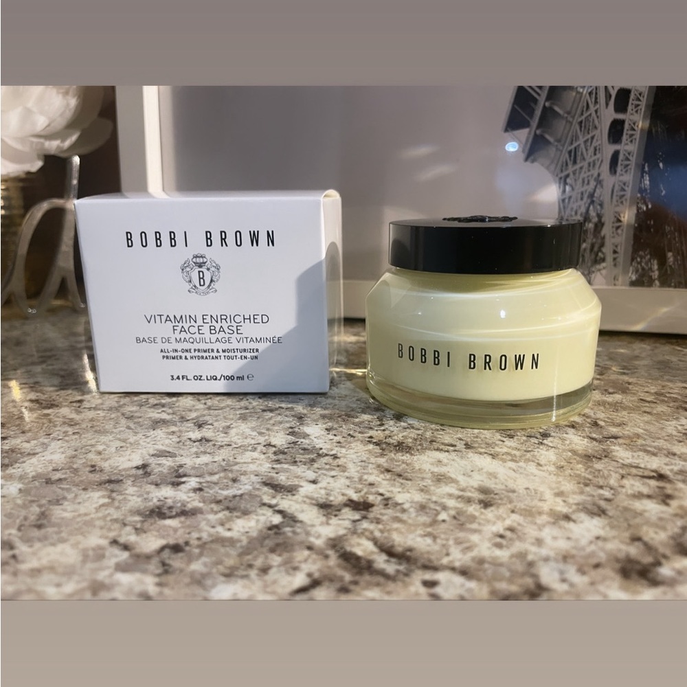 Bobbi Brown All in one Primer and Moisturizer . - Picture 3 of 4